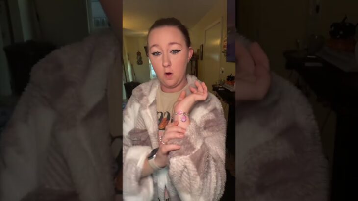 The Most Lightweight Cozy Jacket – So Soft & Super Cute! #FallSweater