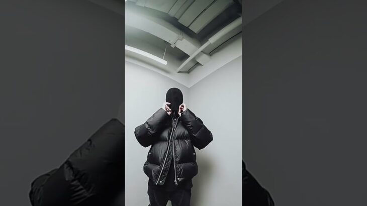 Custom Cropped Bubble Puffer Jacket #customstreetwear #streetwearmanufacturer #custompufferjacket