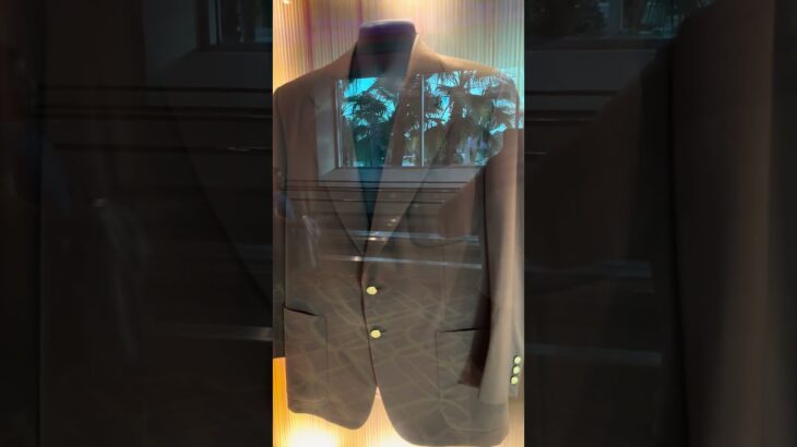 Frank Sinatras jacket! The Coolest Thing I ever seen OH! #apefather #oh