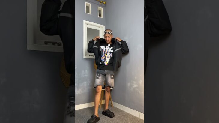 Jaket grab hitam #rekomendasi #ootd #outfit #outfitideas