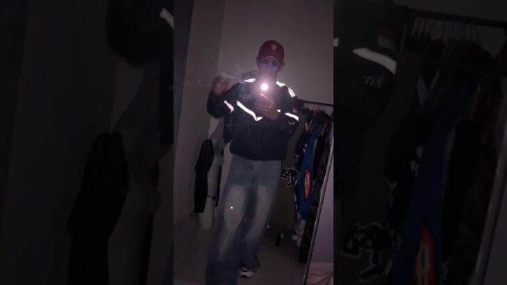 Jaket shopeefood hitam #rekomendasi #outfit #outfitideas #ootd #jaket