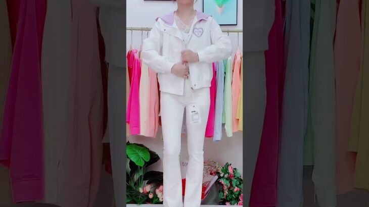 slim hooded jacket set outfit #hooded jacket #soft and comfortable fabric #slim and slim… Unfold