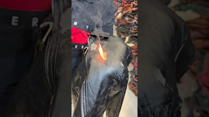 100% Genuine Leather 1 Jacket per 3 gift FREE 🎁🎁🎁Order Now :- 9911361784,9990258486,9761896686