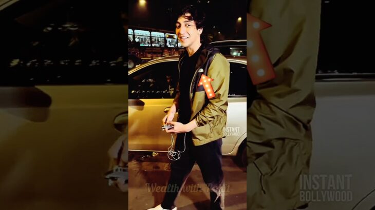 Ahaan Panday’s North Face Jacket Look STUNS Everyone — Tag Out! #ahaanpanday #thenorthface #fashion