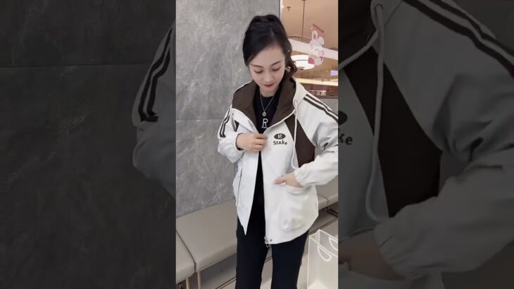 Style + Comfort = Perfect Jacket.#clothing #viral #shorts