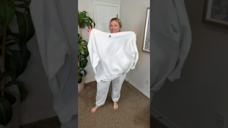 The cutest ​⁠@Walmart finds 😍 #walmartpartner #walmart Shop my favs: https://obsw.it/s/5h7a