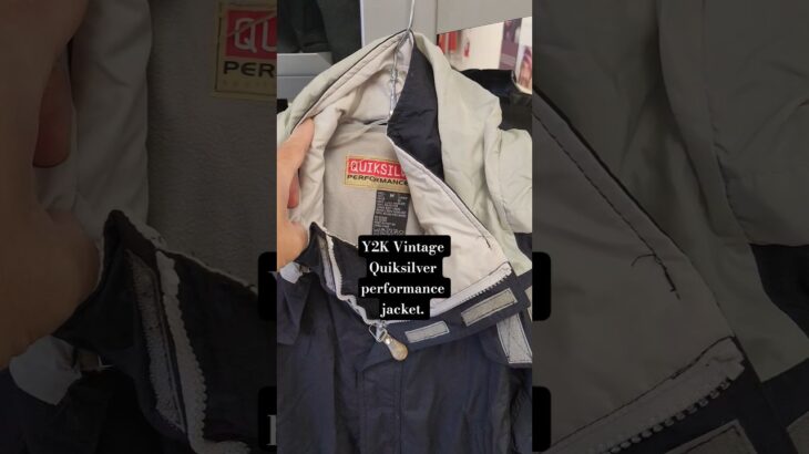 found a cool vintage quiksilver jacket at the thrifts. #thrifting #thriftstorefinds #y2kfashion