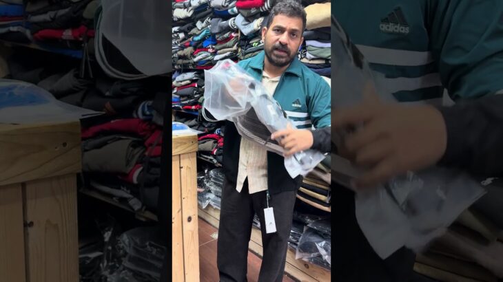 100% original jackets and upper in Delhi , premium light weight jacket for winter , branded light