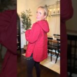 100% waterproof 100% comfyyyyy♥️✨🫶🏼 #pufferjacket #jacket #puffer #sweaterweather #momfashion