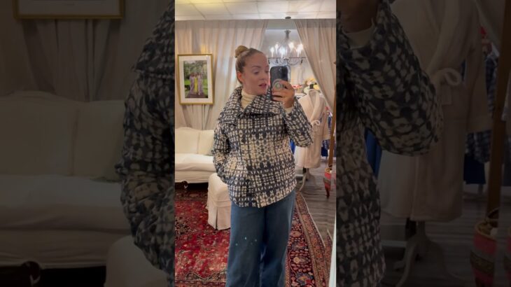 You need this statement jacket for Fall #fallfashion #boutiquestyle