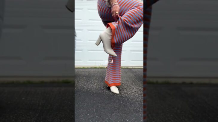 shake ya b00ty sunday 🧡⚡️ Jacket & tee & Lace Pants GRL / House Sunnies Sunglasses Shoes Fisher LTD