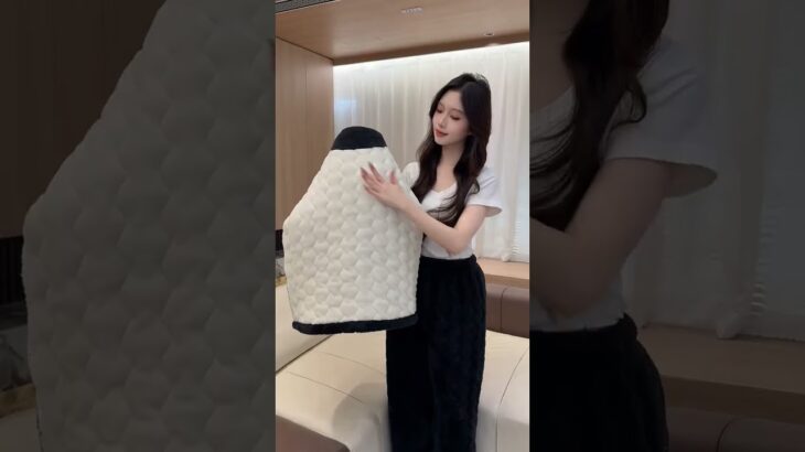 Stylish Jacket are ideal for Everyday | 𝐋𝐈𝐍𝐊 𝐈𝐍 𝐁𝐈𝐎 🔗 #womensstreetwear #streetstyle #fashionreels