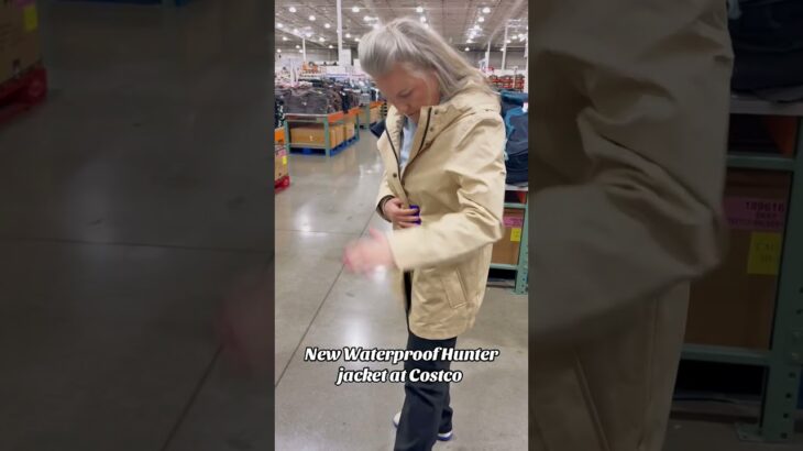 #hunter #rain #jacket #costco #shopping #clothing #costcofinds #short #shorts